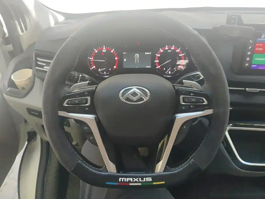 MAXUS V90 — миниатюра 15