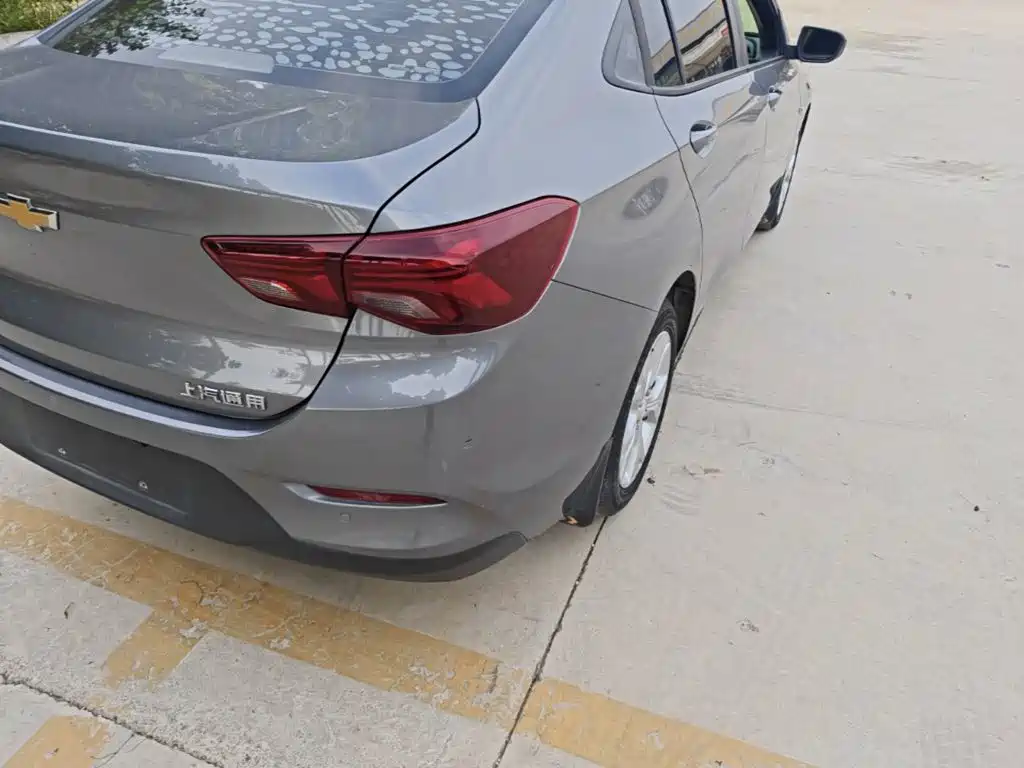 Chevrolet Cavalier — миниатюра 8