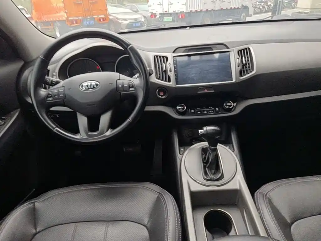 Kia Sportage — миниатюра 10