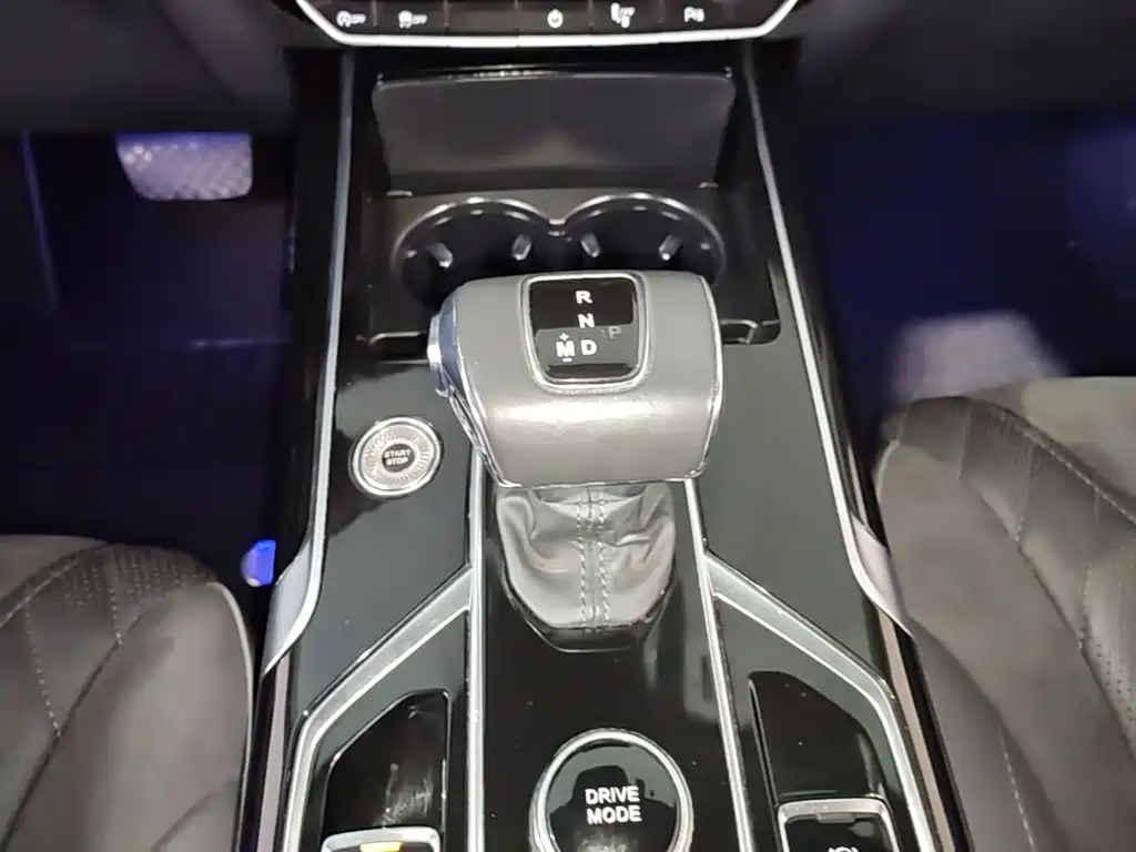 Hongqi Hongqi HS5 — миниатюра 14