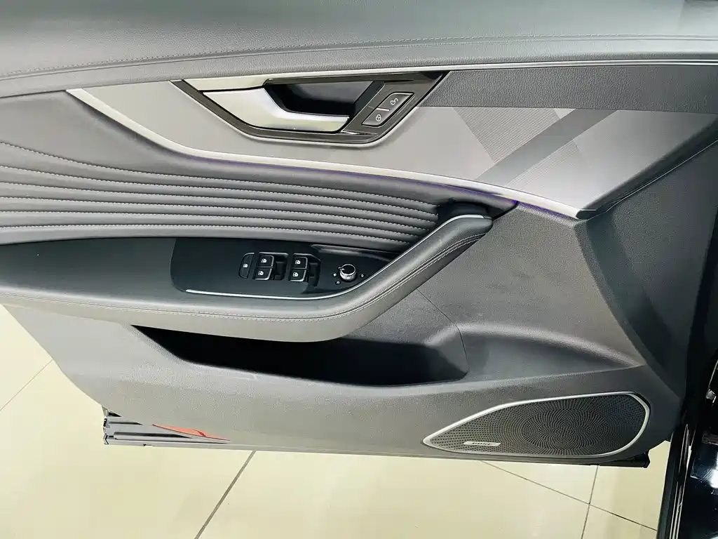 BMW X1 — миниатюра 12