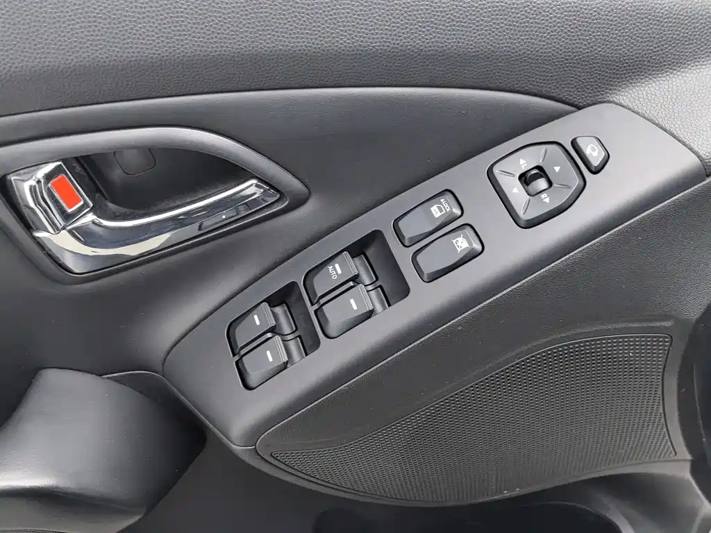 Hyundai ix35 — миниатюра 9
