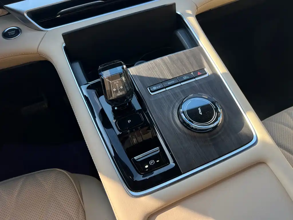 Geely Xingyue L — миниатюра 15