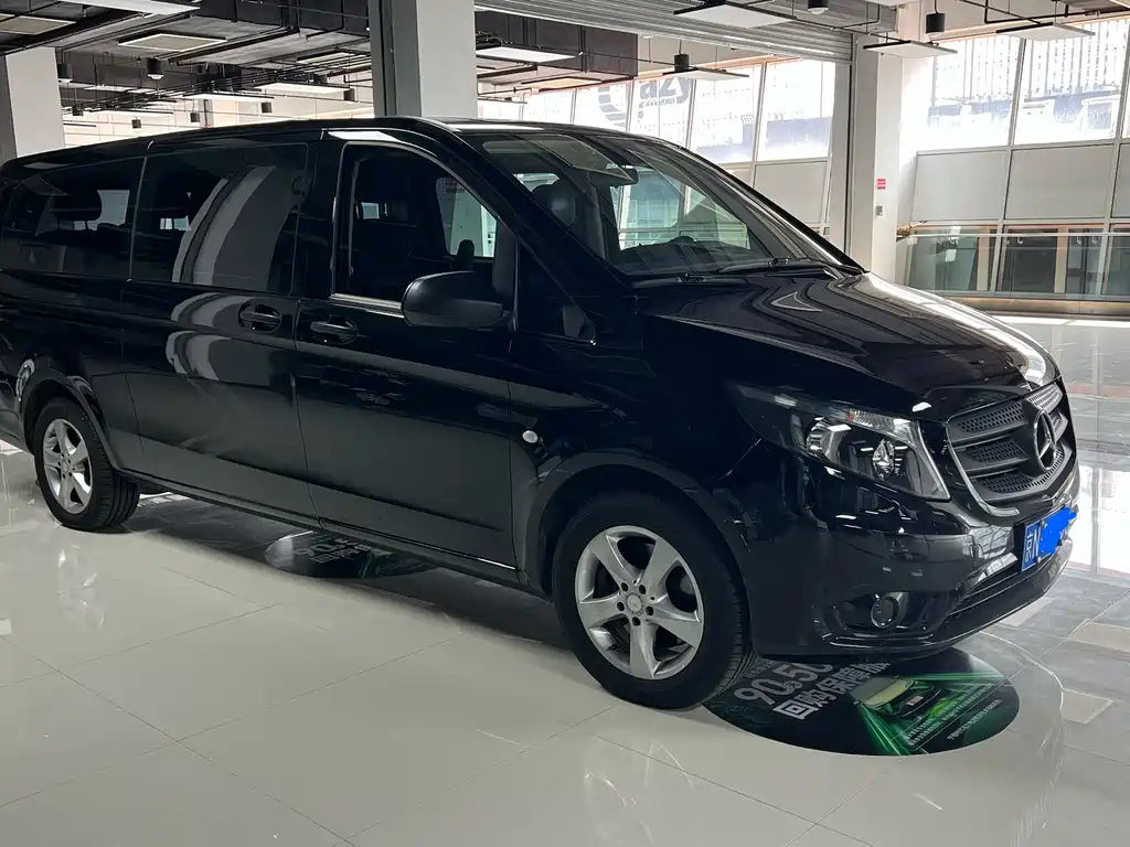 Mercedes-Benz Vito — миниатюра 7