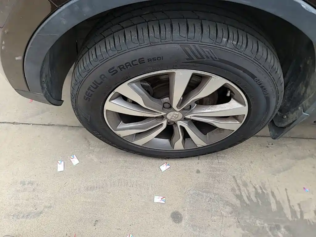 Geely Boyue — миниатюра 23