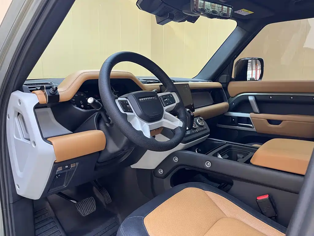 Land Rover Defender — миниатюра 10