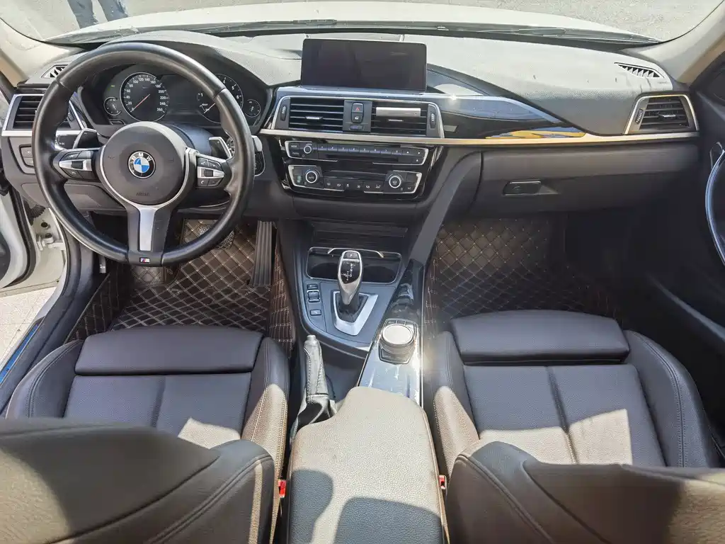 BMW 3 Series — миниатюра 12