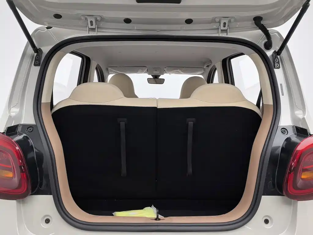 Wuling MINIEV — миниатюра 16