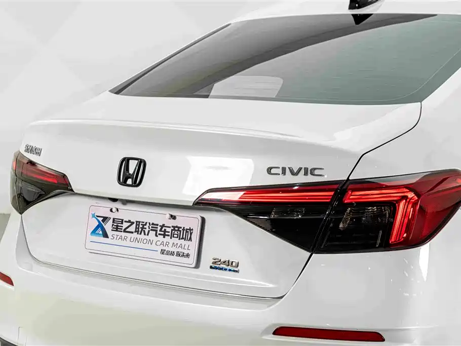 Honda Civic — миниатюра 8