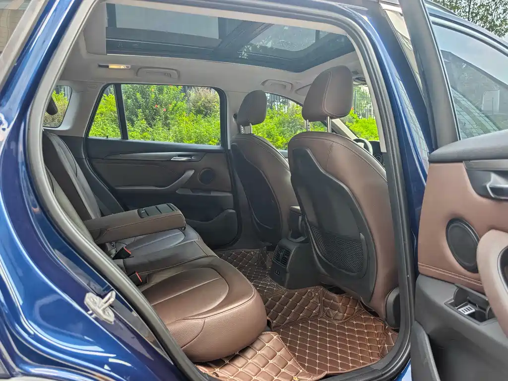 BMW X1 — миниатюра 12