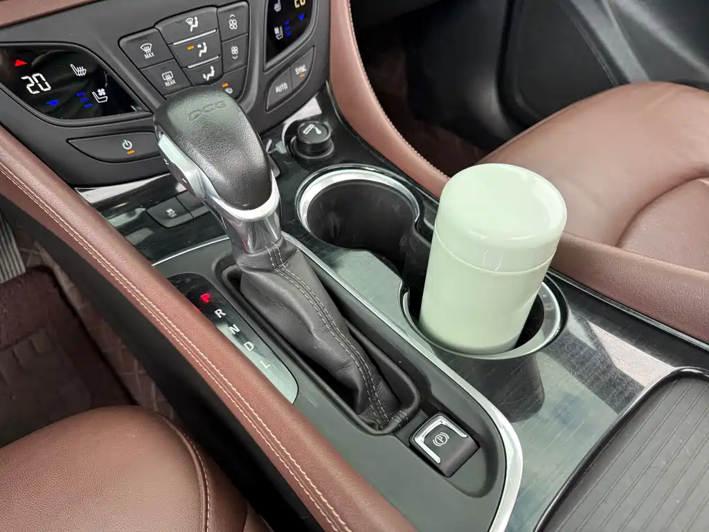 Buick Envision Plus — миниатюра 17