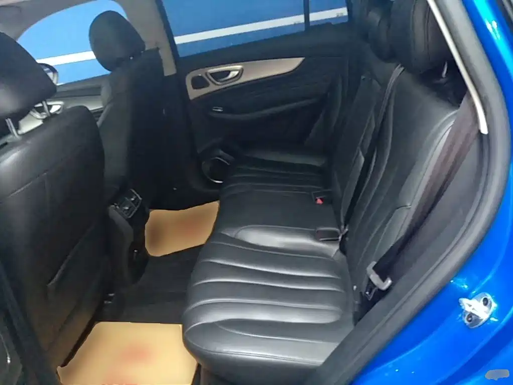 Roewe RX5 MAX — миниатюра 17
