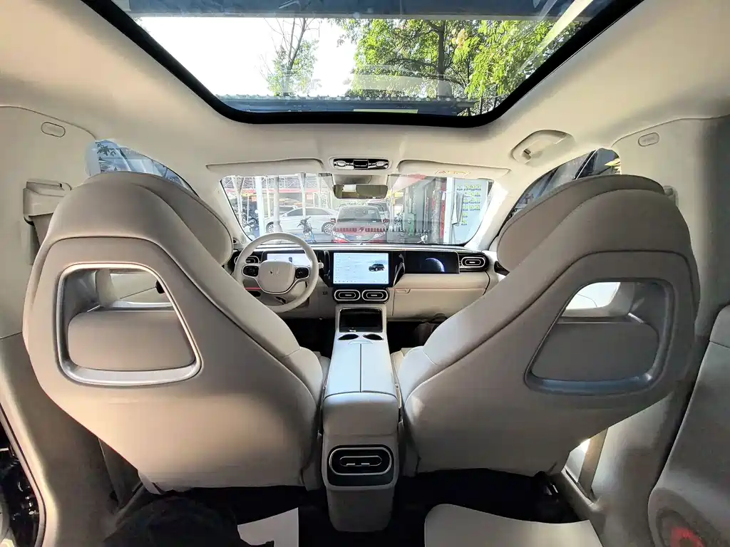 Leapmotor Leapmotor C11 — миниатюра 14