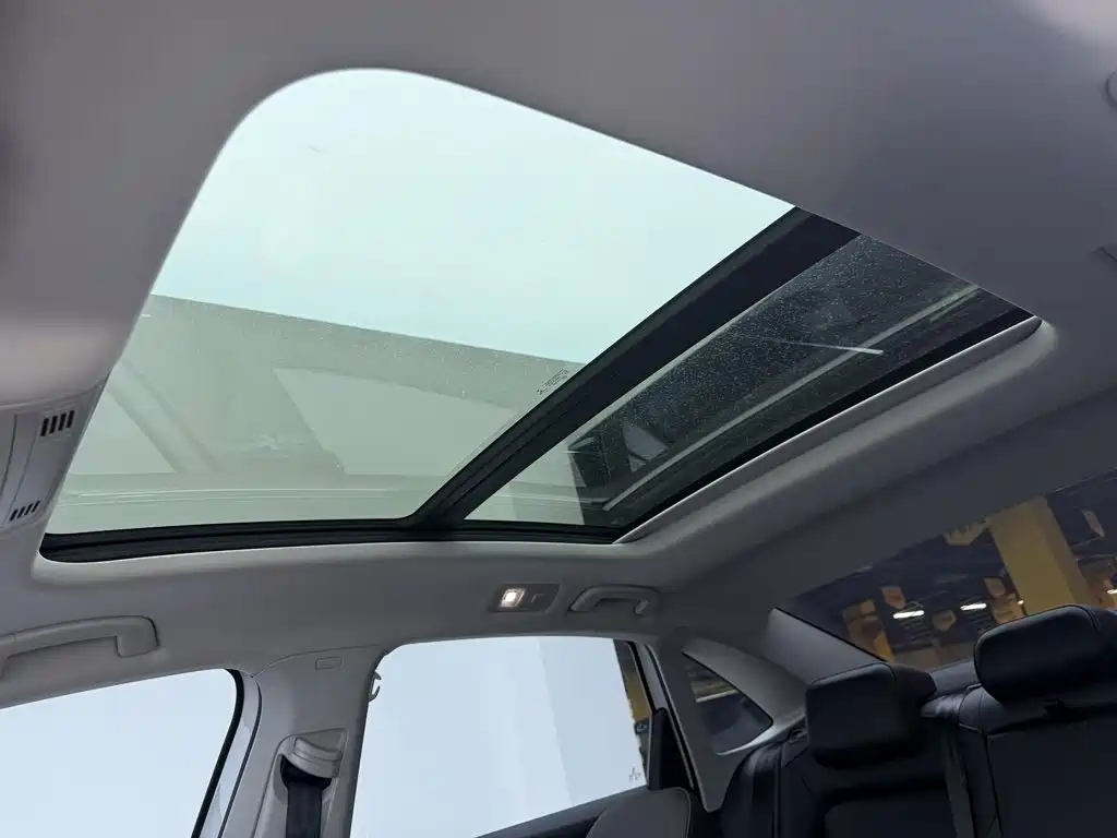 Volkswagen Sagitar — миниатюра 18