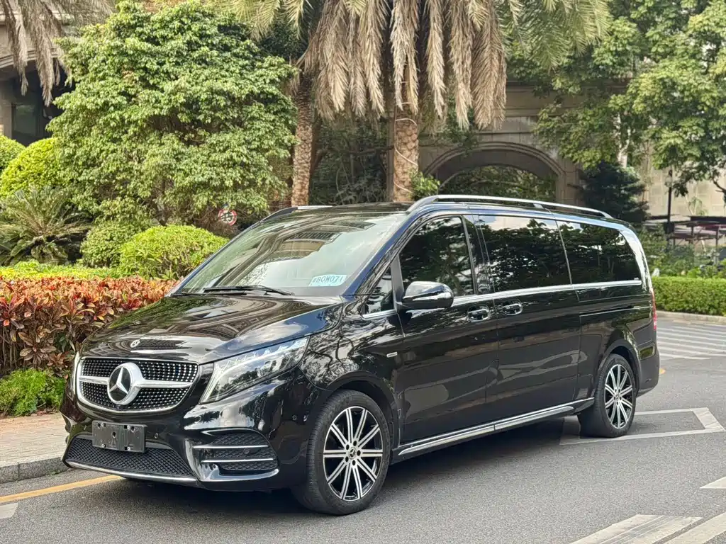 MERCEDES-BENZ V CLASS