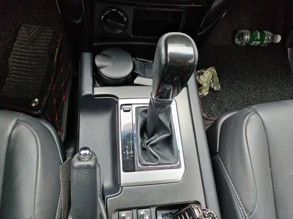 Toyota Prado — миниатюра 14