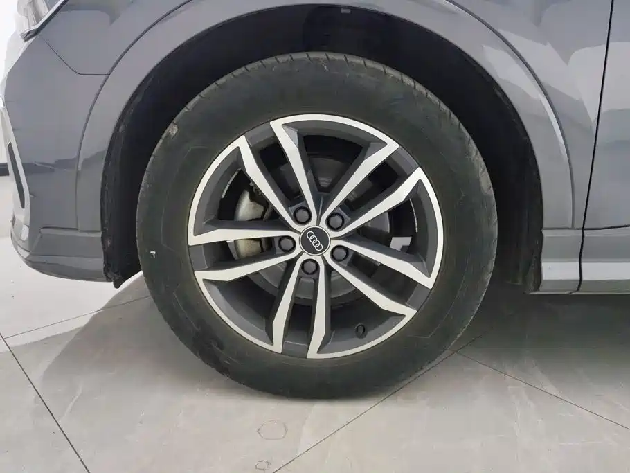 Audi Q3 — миниатюра 6