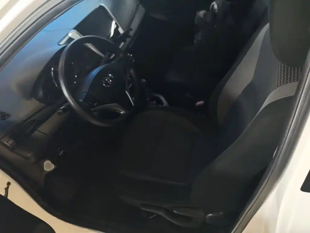 Toyota Vios FS — миниатюра 15