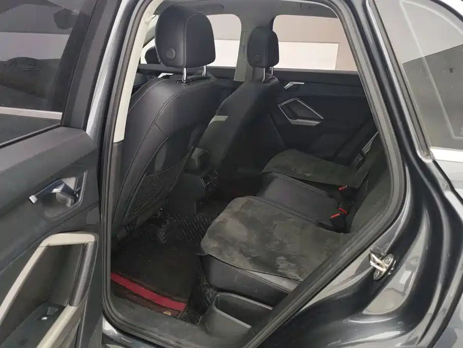 Audi Q3 — миниатюра 11