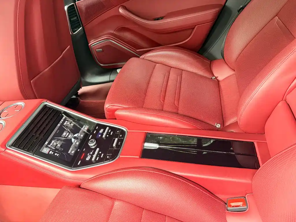 Porsche Panamera — миниатюра 7