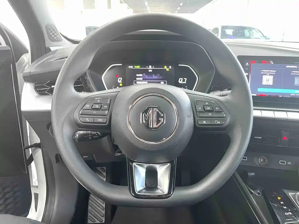 MG 5 2022 180DVVT CVT Luxury