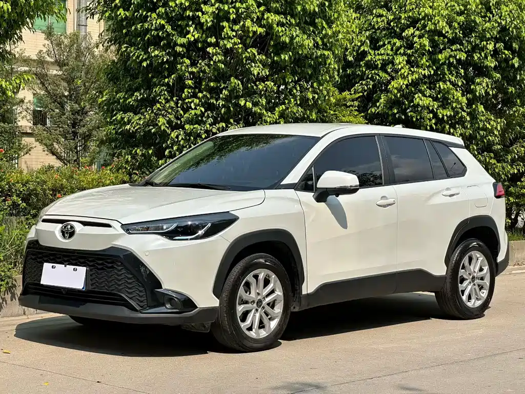Toyota Frontlander 2023