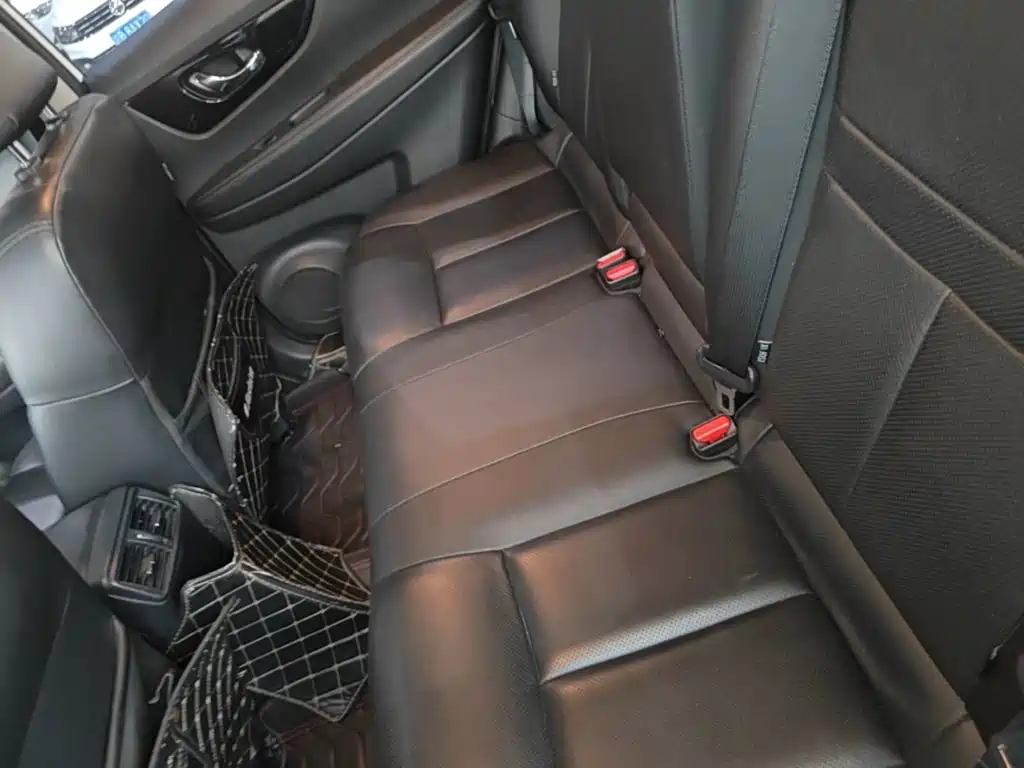 Nissan X-Trail — миниатюра 17