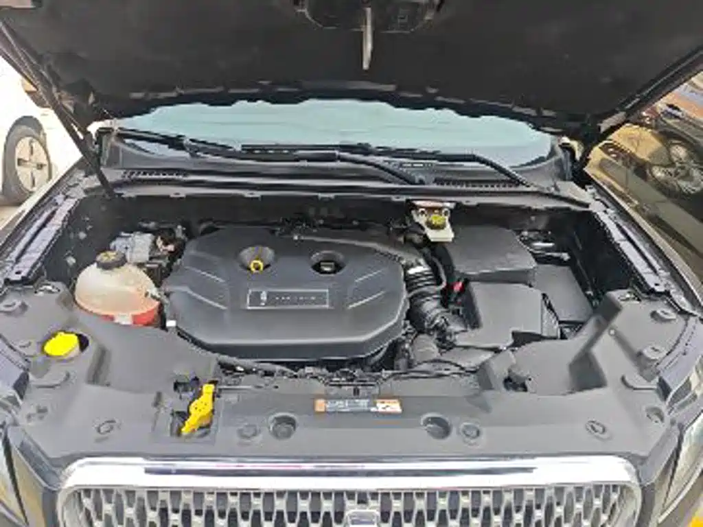 Lincoln MKC — миниатюра 16