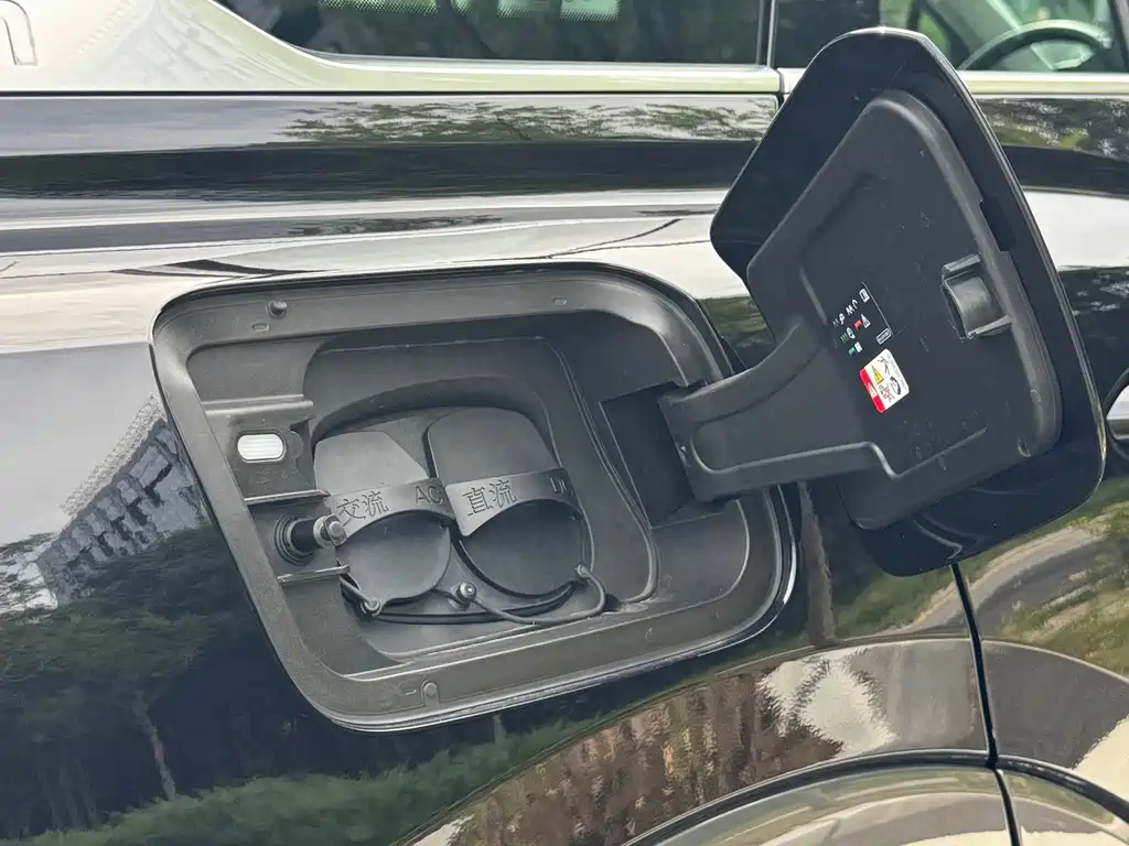 Audi Q5 e-tron — миниатюра 17