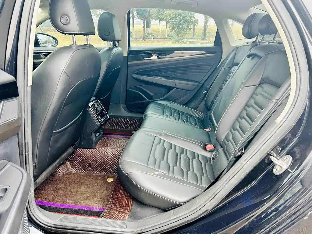 Volkswagen Passat — миниатюра 4