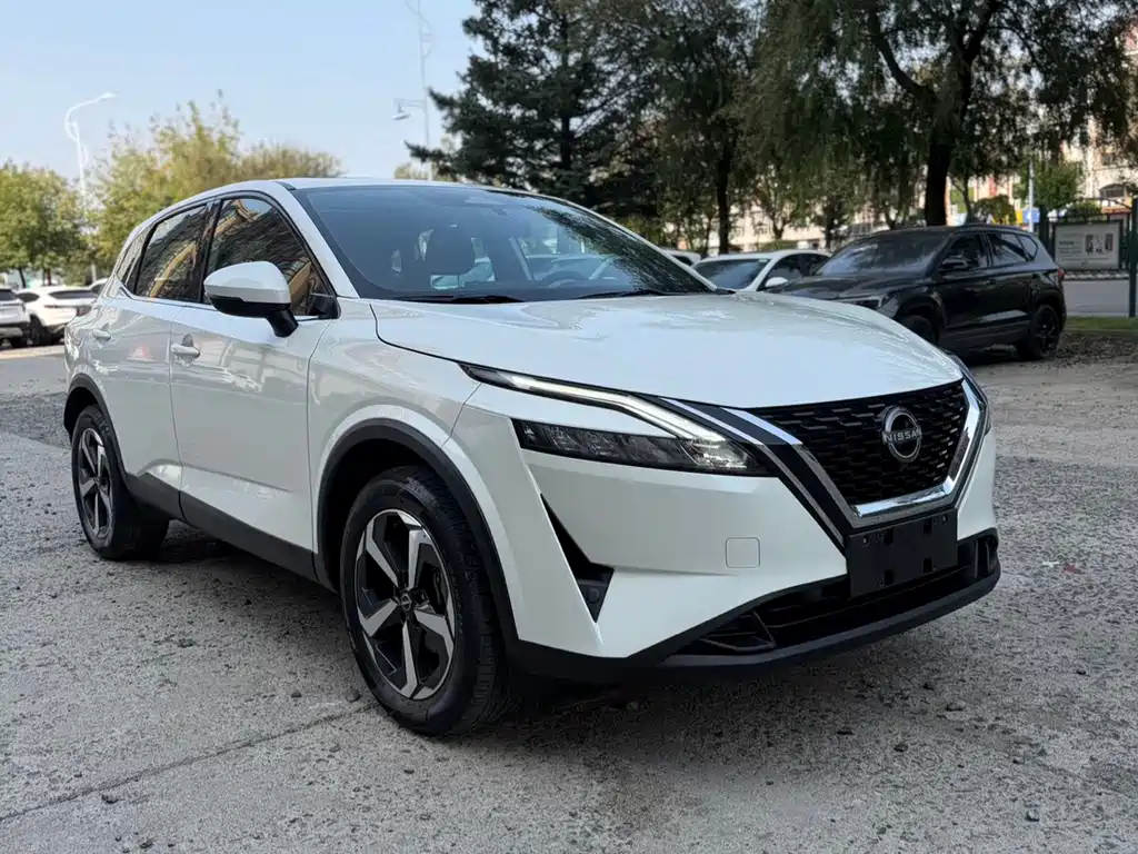 Nissan Qashqai — миниатюра 3