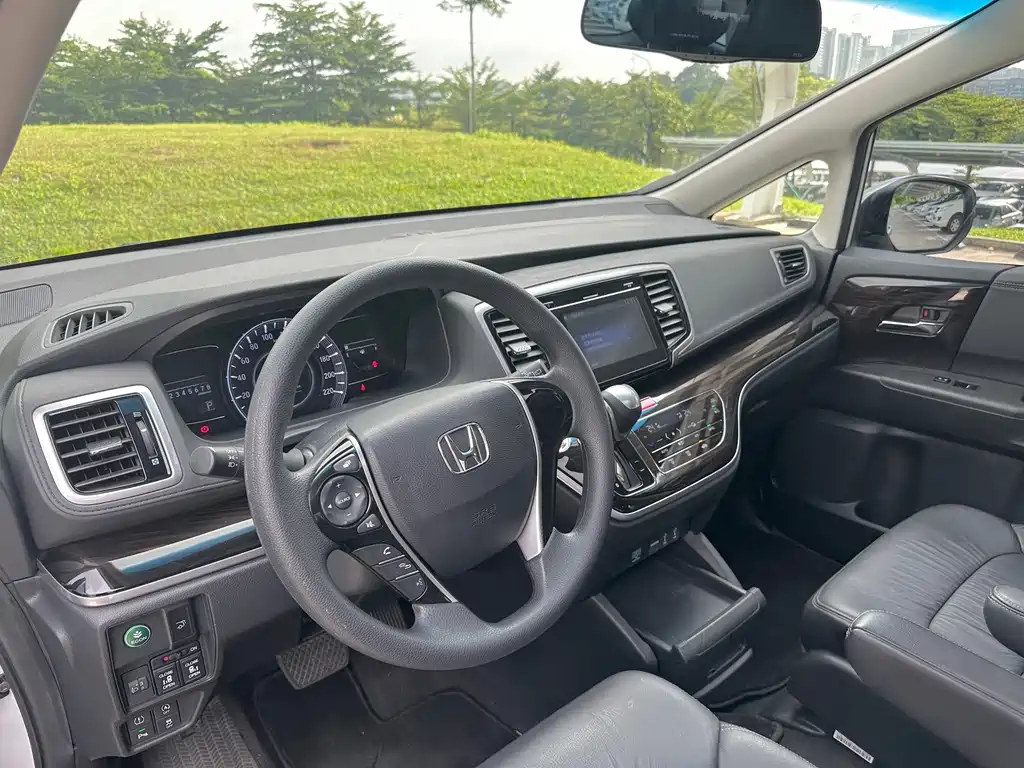 Honda Odyssey — миниатюра 17