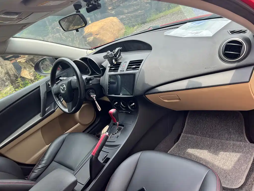 Mazda 3 Xingcheng — миниатюра 10
