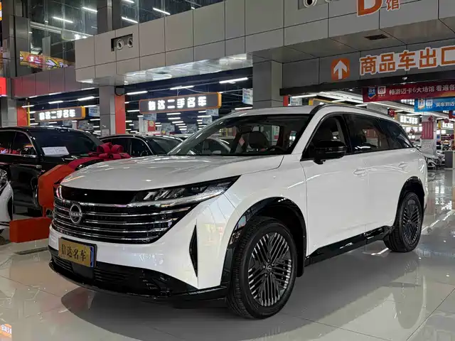 NISSAN EXPLORING THE LAND 2024