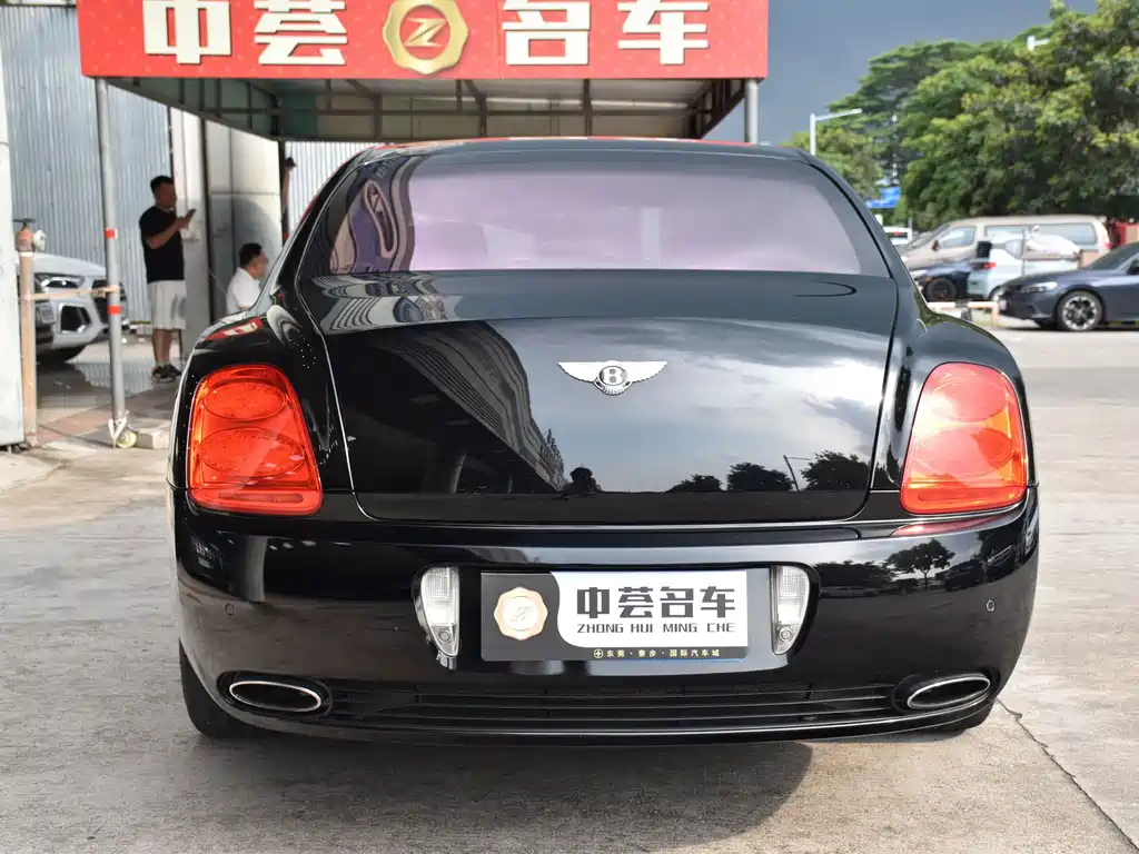 Bentley Flying Spur — миниатюра 21