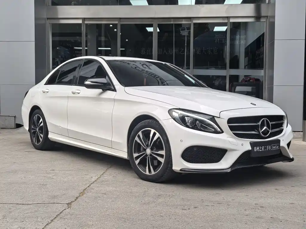 Mercedes-Benz C-Class — миниатюра 3