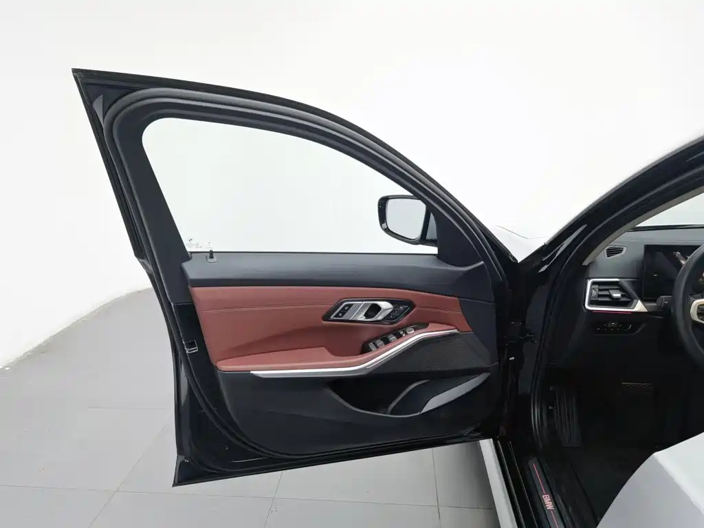 BMW i3 — миниатюра 8