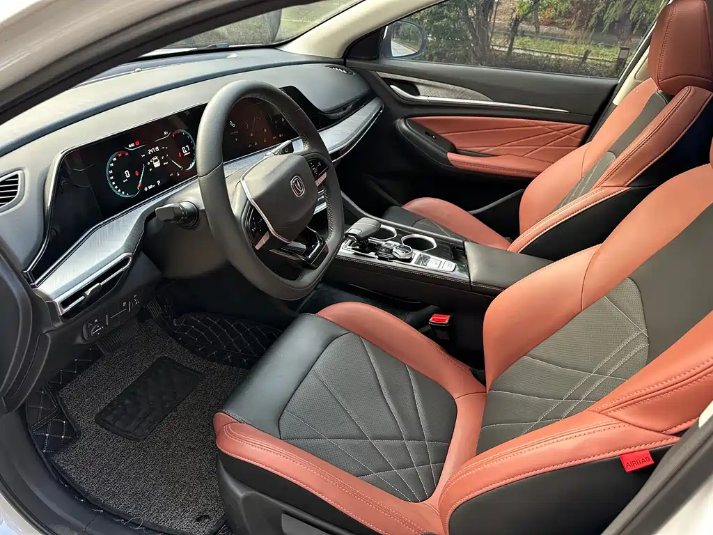 Changan Eado — миниатюра 5