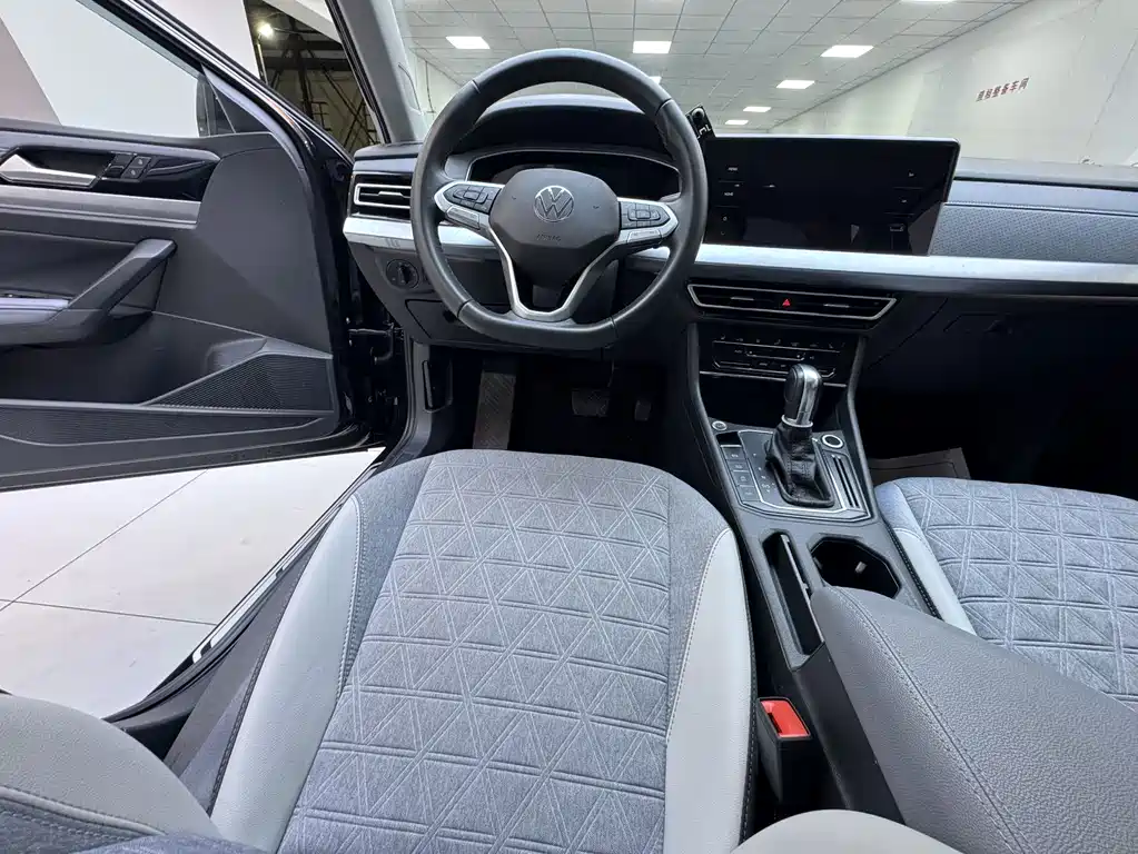 Volkswagen Lavida — миниатюра 14