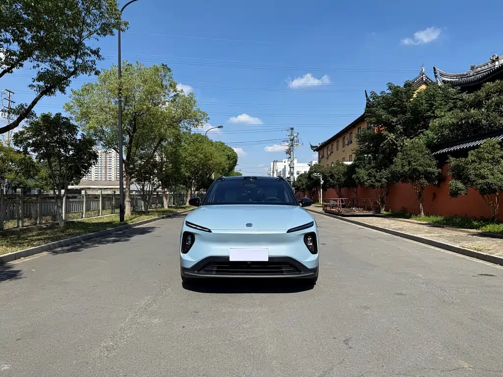 NIO ES6 — миниатюра 2