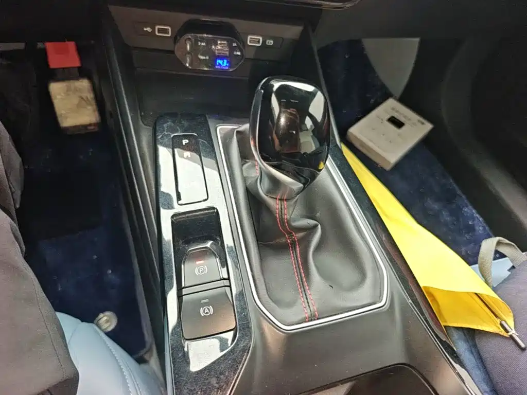 MG MG5 — миниатюра 14