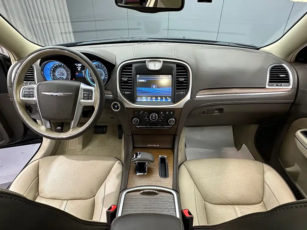 Chrysler 300C — миниатюра 22