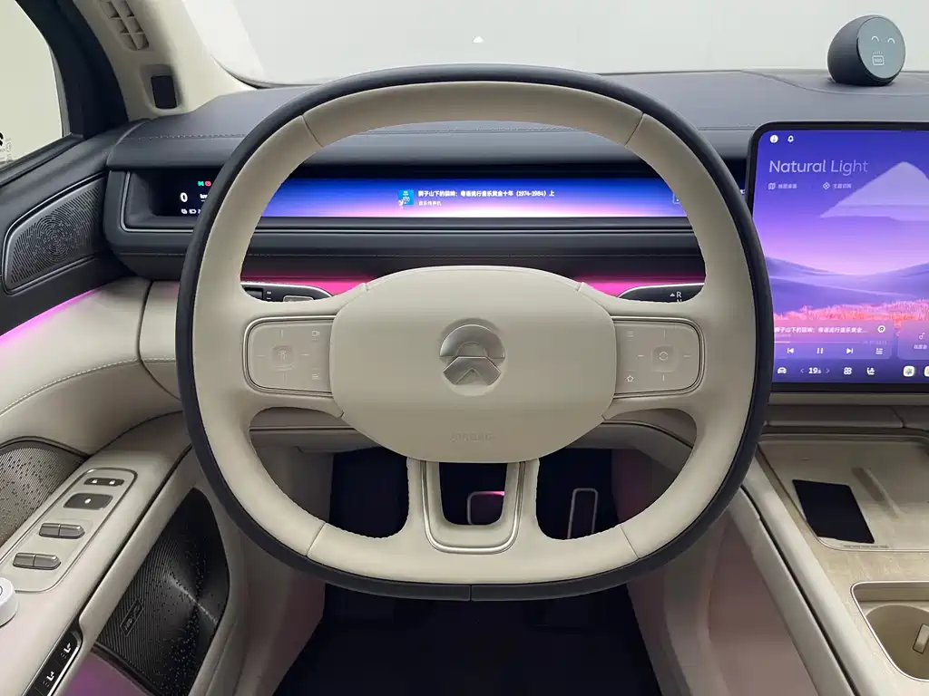 NIO ES8 2026 мест Executive