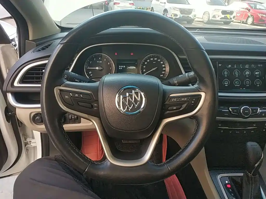 Buick Excelle — миниатюра 11