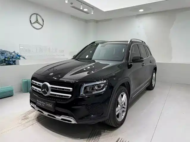 MERCEDES-BENZ GLB 2022