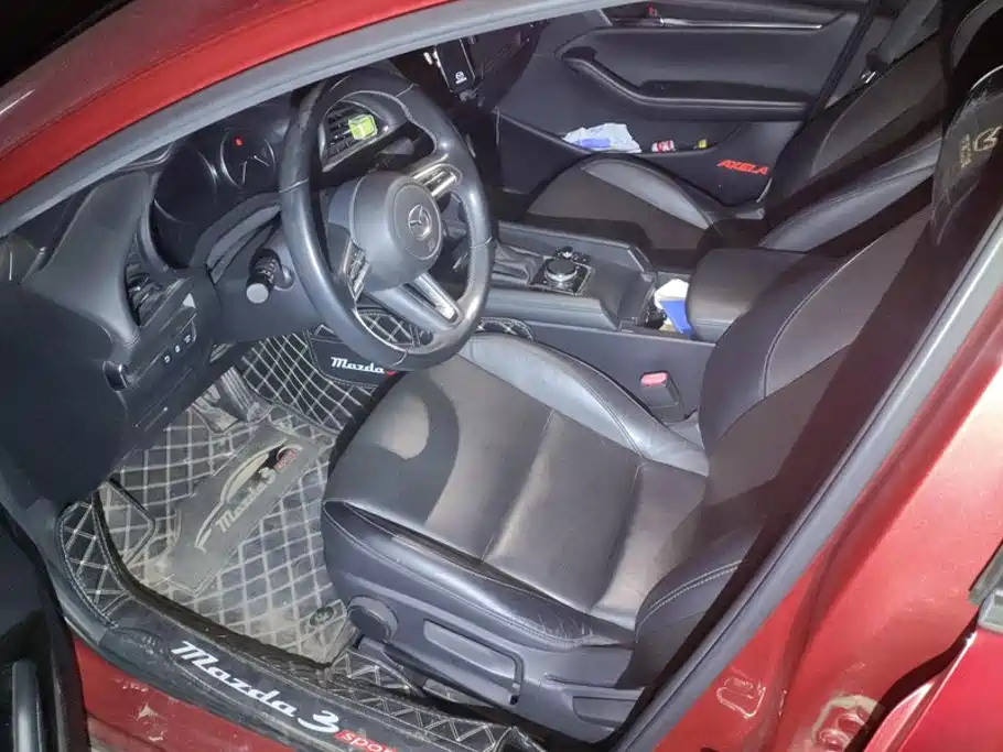 Mazda 3 Axela — миниатюра 9