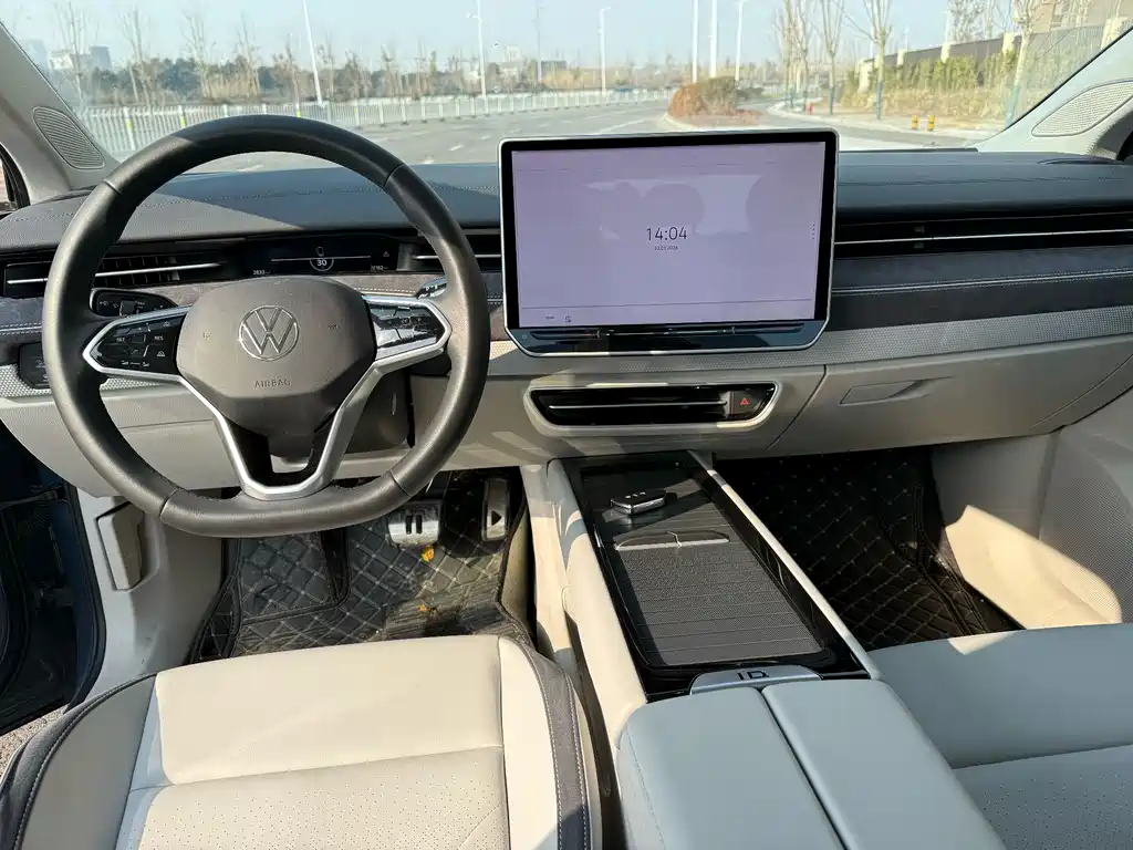 VOLKSWAGEN ID.7 VIZZION