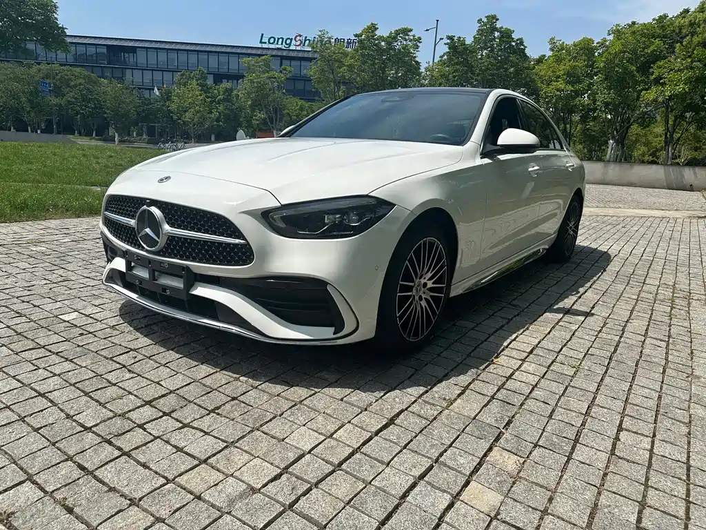 Mercedes-Benz C-Class 2022