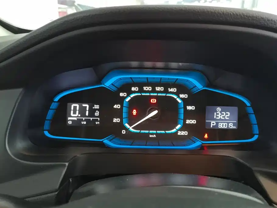 Roewe 360 — миниатюра 14
