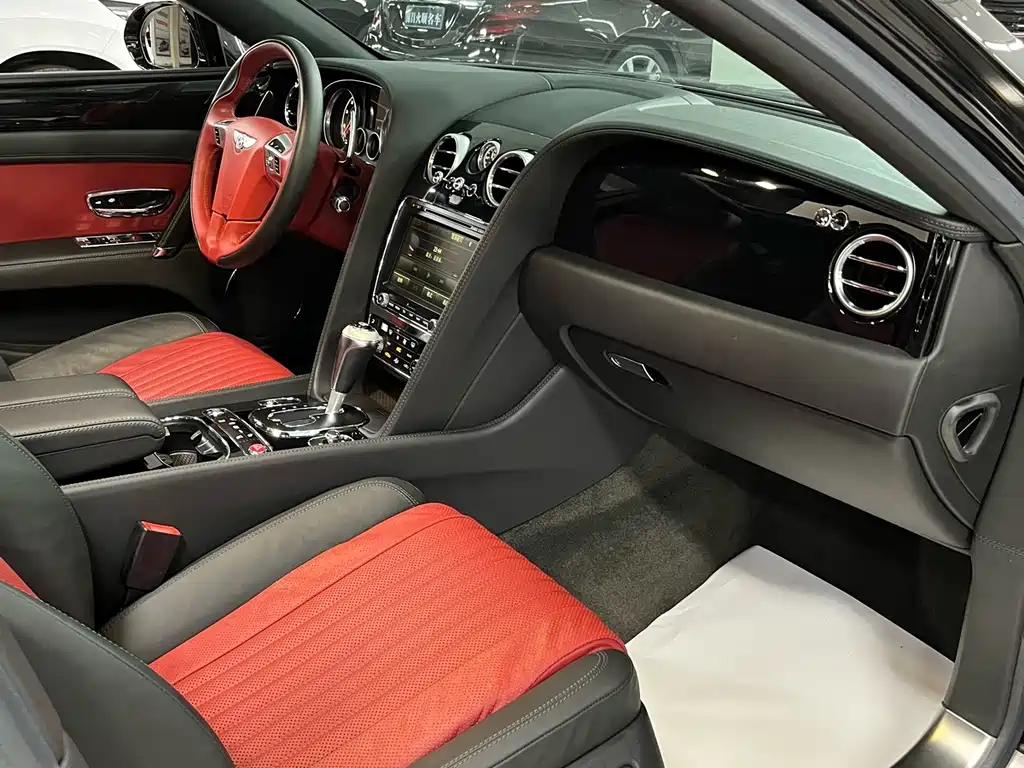 Bentley Flying Spur 4.0T V8 S Standard Edition, фото 14